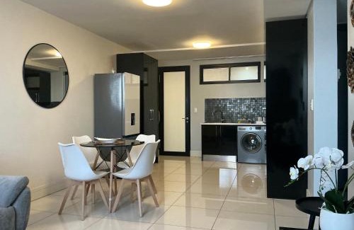Windhoek Central Apartment | Finagaello at 77 by MGP