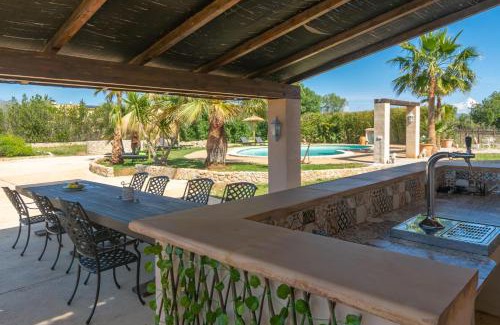 Buger Villa | Finca Aria