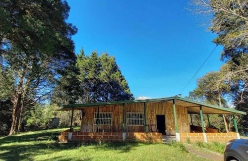 Medellin House | Finca Cottage Guarne, Cerca de Arvi y Santa Elena