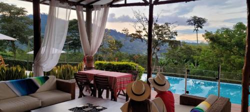 La Estrella Hotel | Finca del Café - Casa Typica