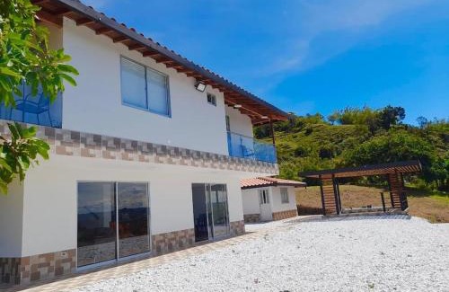 El Penol Apartment | Finca El Encanto Guatapé