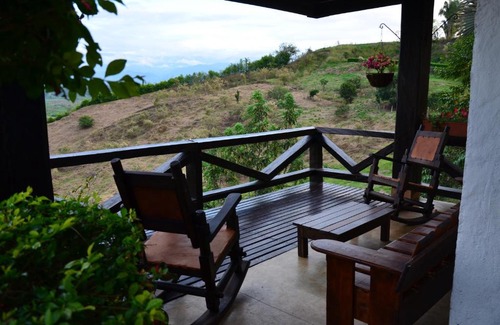 La Tebaida House | Finca El Huerto Wind Hill Tours Adventure