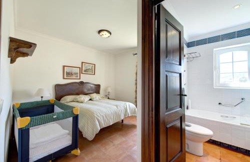 Los Yebenes Villa | FINCA EL PIRUETANO