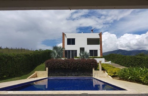 Santa Fe de Antioquia Villa | Finca Espectacular Para Compartir Con Tu Familia