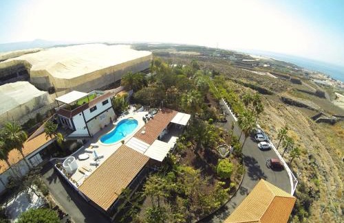 Guia de Isora House | Finca Für 22 Personen In Alcala