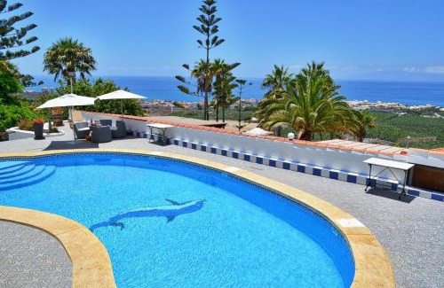 Guia de Isora House | Finca Für 22 Personen In Alcala