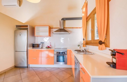 Buger House | Finca in Buger with Pool & Mountain Views