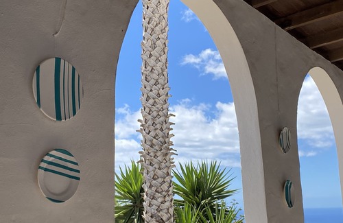 La Asomada Villa | Finca la Cantera. Peaceful retreat. Amazing views. Rustic charm. Privacy
