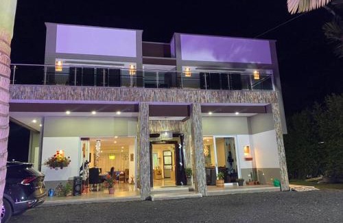 La Estrella Villa | Finca Mi Bella Colombia Santa Rosa de Cabal