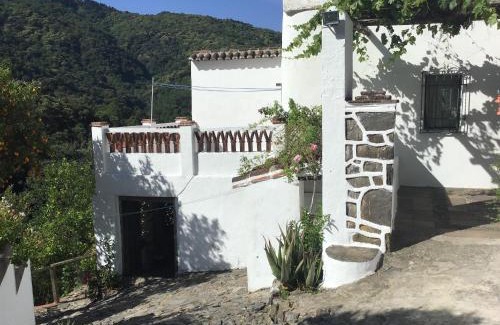 Jubrique House | Finca Riolavar