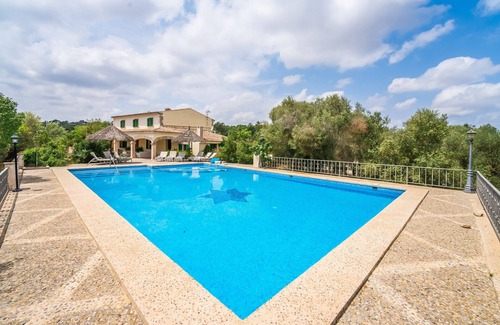 Petra Villa | Finca Son Perxa on Mallorca with pool and bbq