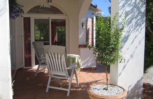 Sayalonga House | Finca with pool at the end of a cul-de-sac very quiet location
