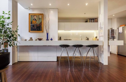 Collingwood Apartment | Find Luxury in an Old Charm Converted Warehouse