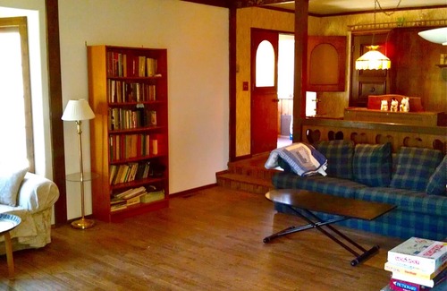 Woodlands House | FIND TRUE SECLUSION IN OUR PEACEFUL CHALET. 5 ACRES, TRAILS, TREES & SPA