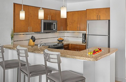 Palm Desert Resort | 𝐅𝐢𝐧𝐝𝐢𝐧𝐠 𝐌𝐞𝐢𝐥𝐢-Coachella Fun @ Desert Springs Villas Resort+Amenities