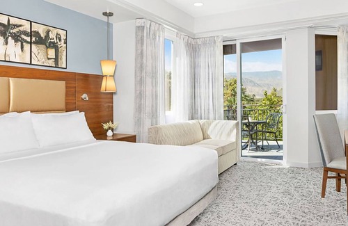 Palm Desert Resort | 𝐅𝐢𝐧𝐝𝐢𝐧𝐠 𝐌𝐞𝐢𝐥𝐢-Coachella Fun @ Desert Springs Villas Resort+Amenities