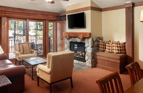 Incline Village Resort | 𝐅𝐢𝐧𝐝𝐢𝐧𝐠 𝐌𝐞𝐢𝐥𝐢 Gorgeous Lakeside Beach High Sierra Resort+Amenities