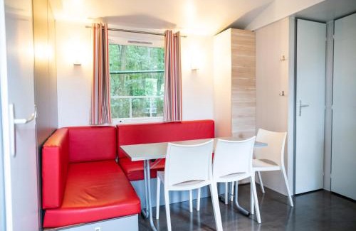 Olloy-sur-Viroin Ski Chalet | Fine chalet with microwave located in the Ardennes