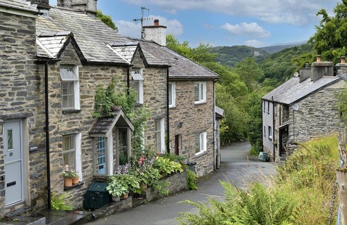 Dolwyddelan House | Finest Retreats - Bryn Mair