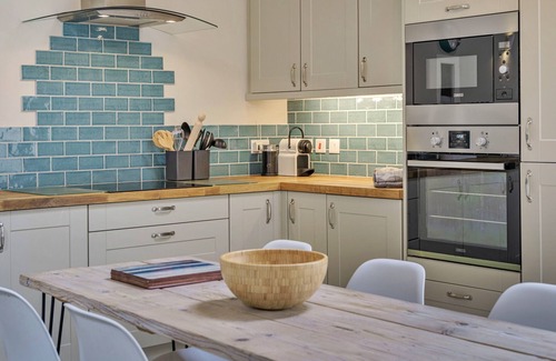Goodwick Cottage | Finest Retreats | Min Yr Awel Barn