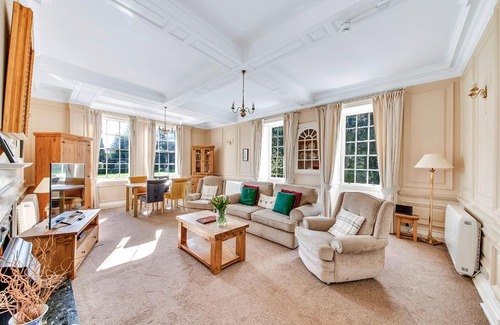 Thirsk Apartment | Finest Retreats - Mowbray Hall Apt