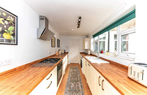 Cleethorpes Apartment | Finest Retreats - Sheila's Cottage