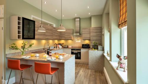 Buxton Apartment | Finest Retreats - The Old Post Office Apartment 1
