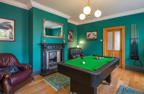 Carmarthen House | Finest Retreats -Ty Penbryn