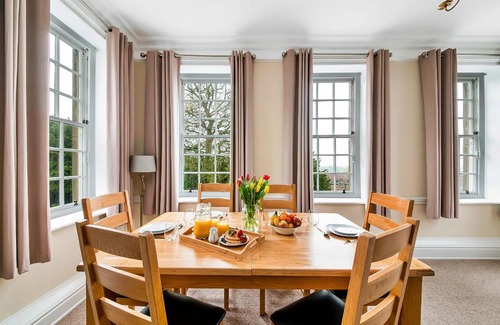 Thirsk Apartment | Finest Retreats - York Hall Apt
