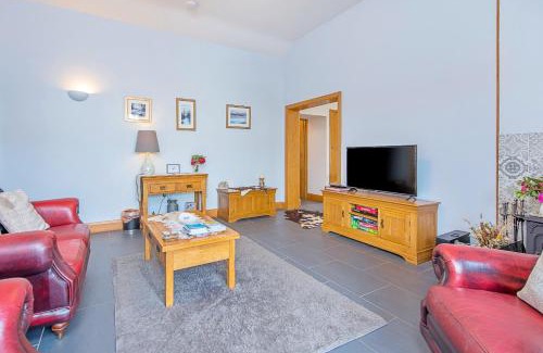 Newcastle Emlyn House | Finest Retreats - Yr Hen Llaethdy