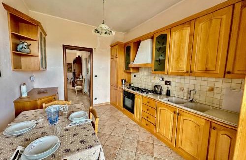 Fiano Apartment | Finestra sulle Alpi e Golf