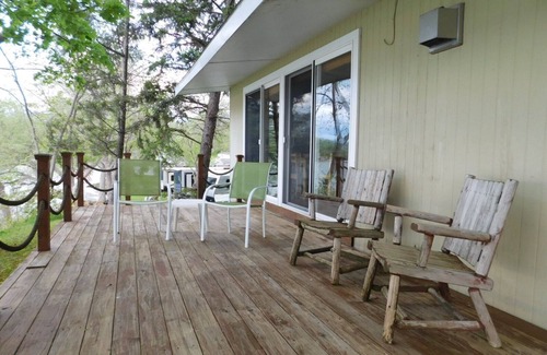 Cayuga Cottage | Finger Lakes -Sunset Cottage on Cayuga Lake!