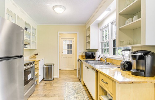 Campobello House | Fire Pit & Views: Campobello Rural Retreat