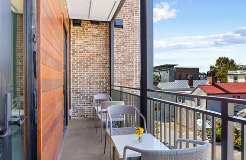 Cannonborough Elliotborough Condo | Fire Tower | Private 1BR King Suite + Rooftop View