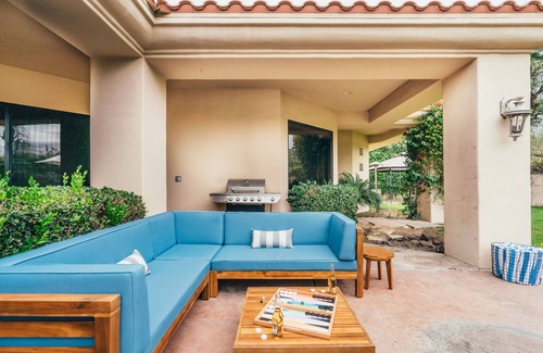 Desert Club Estates House | Firefly by AvantStay | Spacious Backyard w/Pool& Hot Tub!