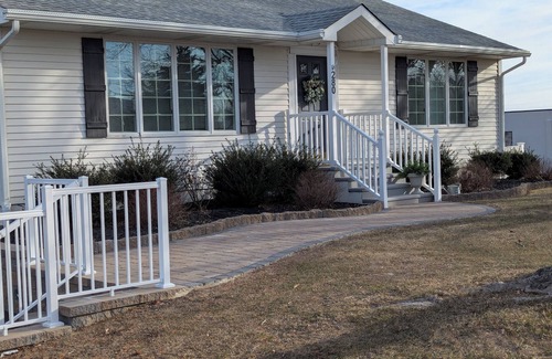 Norma House | Firefly Cottage Charming 2-bedroom home in Pittsgrove close to Parvin State Park