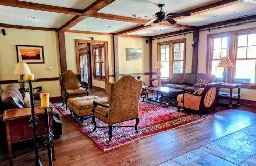 Firefly Cove Apartment | Firefly Cove #202