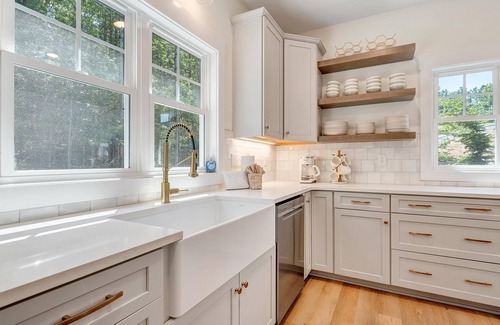 Moneta House | Firefly Estate, Lakefront Luxury w/Covered Verandas + Heated Salt Pool, Hot Tub, Dock!