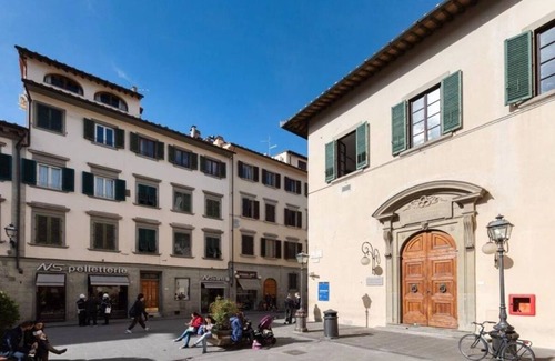 Duomo Apartment | FIRENZE LUXURY IN THE CITIES HEART WITH JACCUZI & SPA