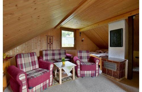 Steinbach-Hallenberg House | Fireplace Stay with Views