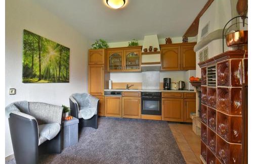Steinbach-Hallenberg House | Fireplace Stay with Views