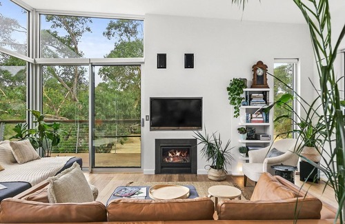Surf Coast House | Fireplace, 650m Beach, Entertaining Deck, Netflix, Nature