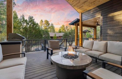 Torreon House | Fireplace and EV Charger! Home in Torreon Community