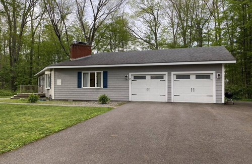Essex Junction House | Fireplace, One-Floor in Quiet Neighborhood Home - whole house for you