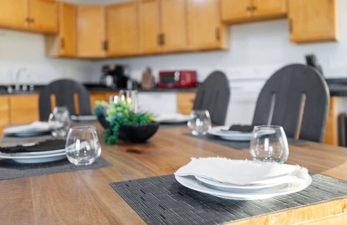Custer House | Fireside Haven | Hot Tub + Downtown Walkable