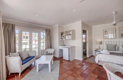 Summerstrand House | First Avenue Guesthouse