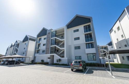 Summerstrand Apartment | First Class Apartment At Bella