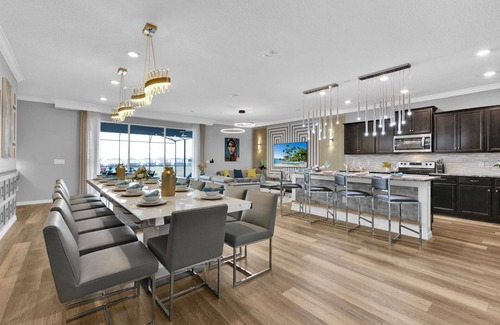 Davenport House | First Class Designer Home - Sleeps 27- Fab Games Room - Close to Disney