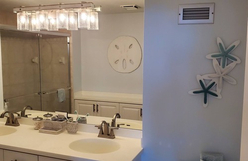 Marco Island Condo | First Floor Beachfront Paradise