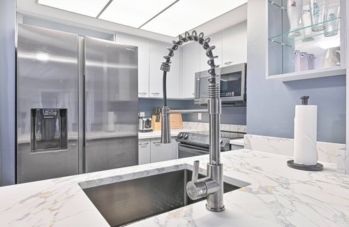 Biggar Condo | First Floor Cross Creek Condo with Golf!